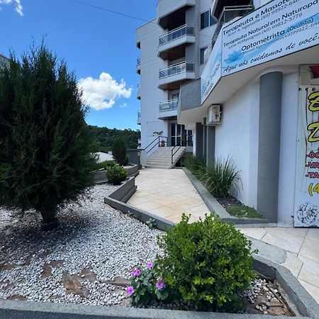 Apto Na Avenida De Piratuba, Proximo Ao Balneario Exterior foto